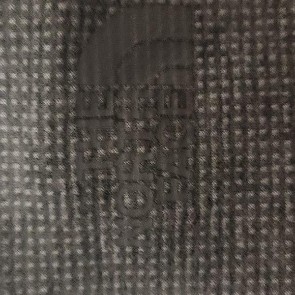 The North Face Tee EUC - Picture 4 of 5